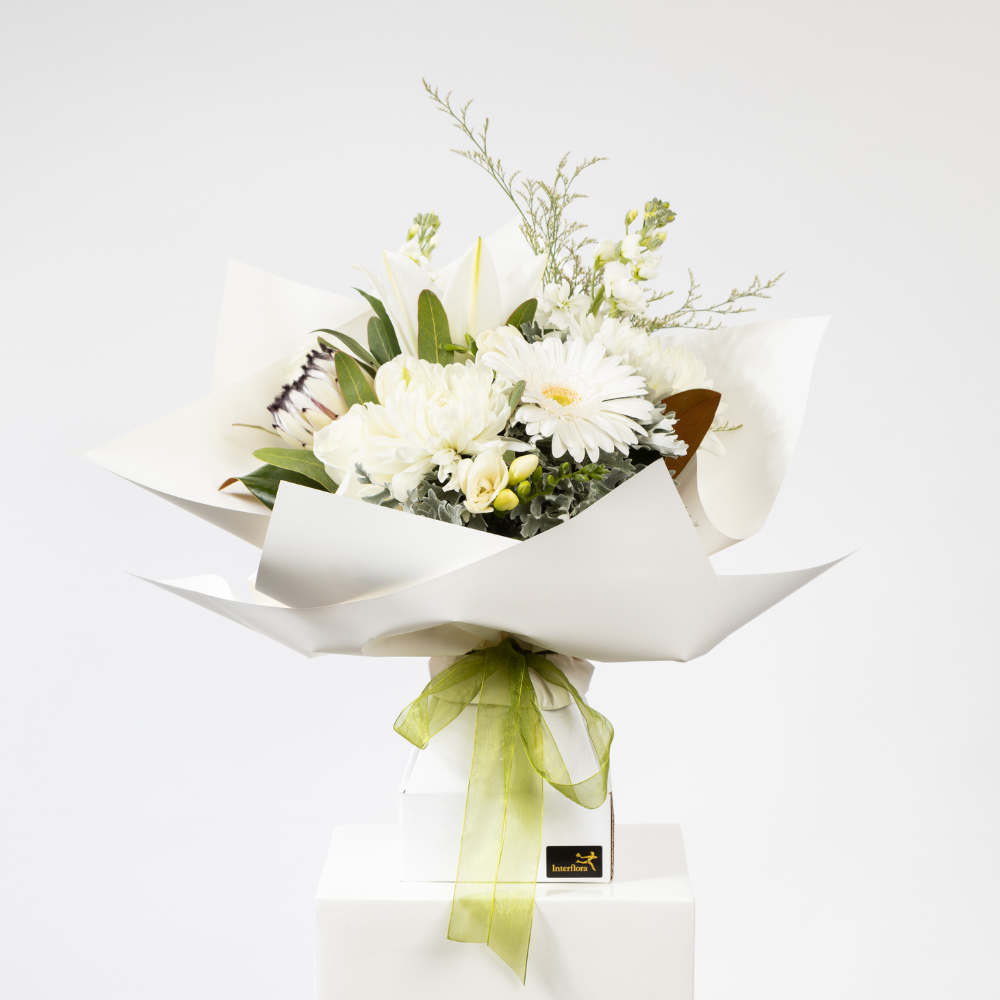 Neutral Bouquet in Water Filled Box - Edelweiss Flowers